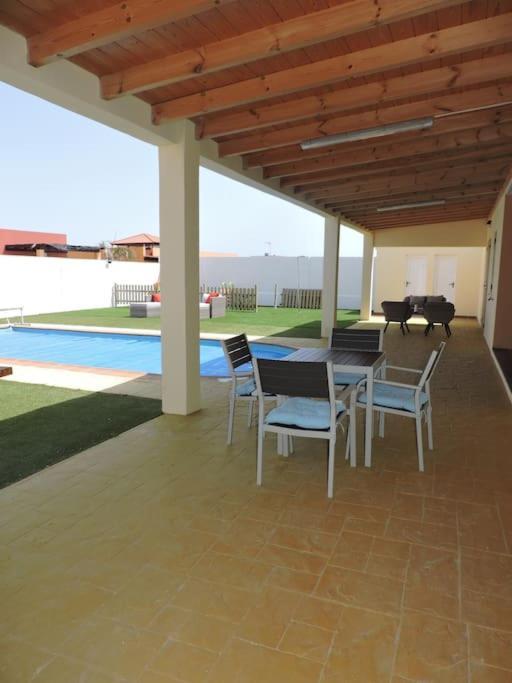 Villa Ventura - Piscina Climatizada & Aire Acondicionado Калета-де-Фусте Екстер'єр фото